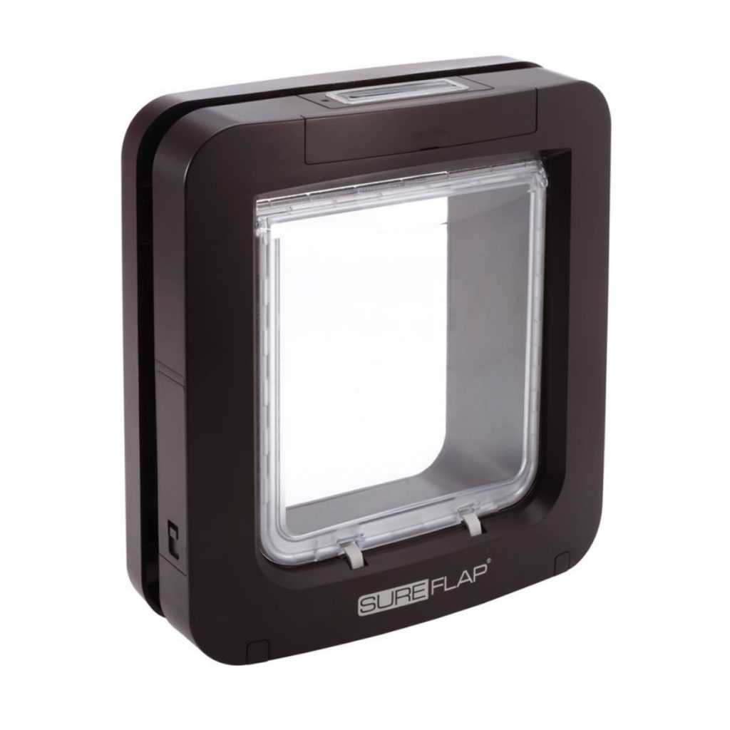 SurePetcare Dvířka SureFlap s mikročipem pro psy - hnědá